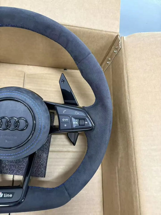 VOLANTE PER AUDI IN ALCANTARA CON PADDLE NERI LUCI & TASTI MULTIFUNZIONE