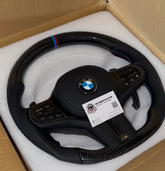 Volante per bmw con pelle traforata & carbonio, con tasti multifunzione e paddle