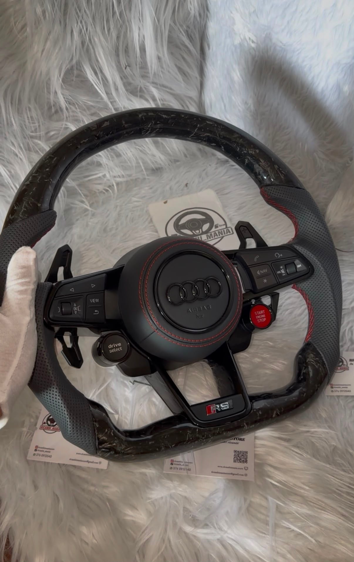 Volante Per Audi Con Carbonio Forgiato e Pelle Traforata, Con Tasti Start&Stop e Drive Select