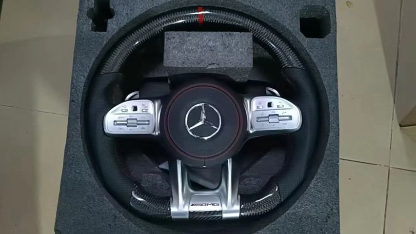 Volante Mercedes Con Carbonio, Cuciture Rosse & Mirino Rosso Racing, Con Paddle