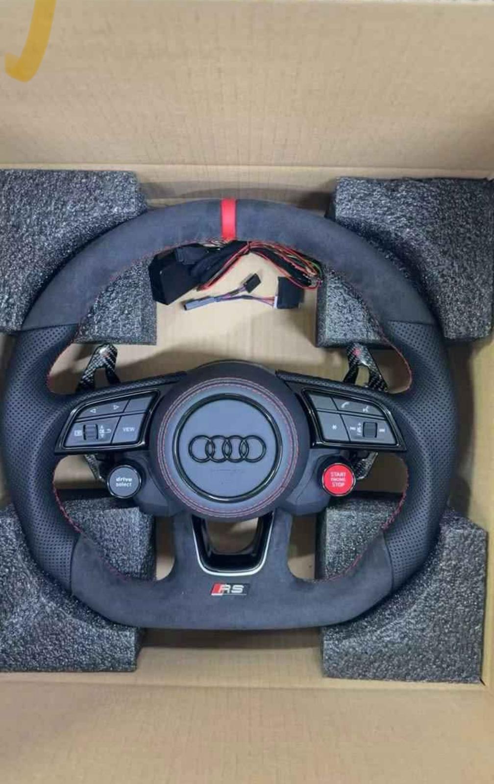 Volante Audi in Alcantara – Sportivo con Paddle Shift e Start&Stop & Drive Select