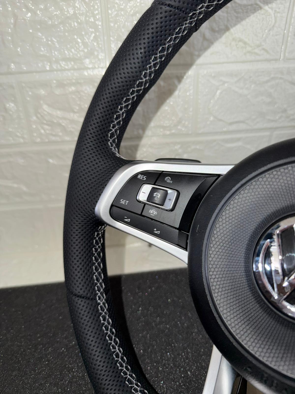 Volante volkswagen con pelle traforata & Paddle