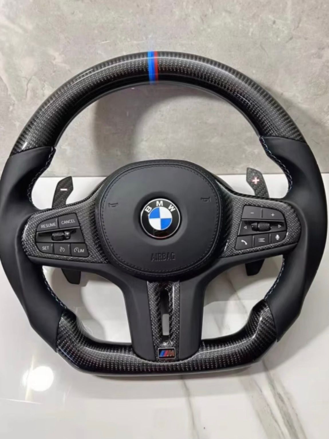 Volante Bmw Con Pelle Traforata & Carbonio, Con Paddle in Carbonio e Mirino Racing