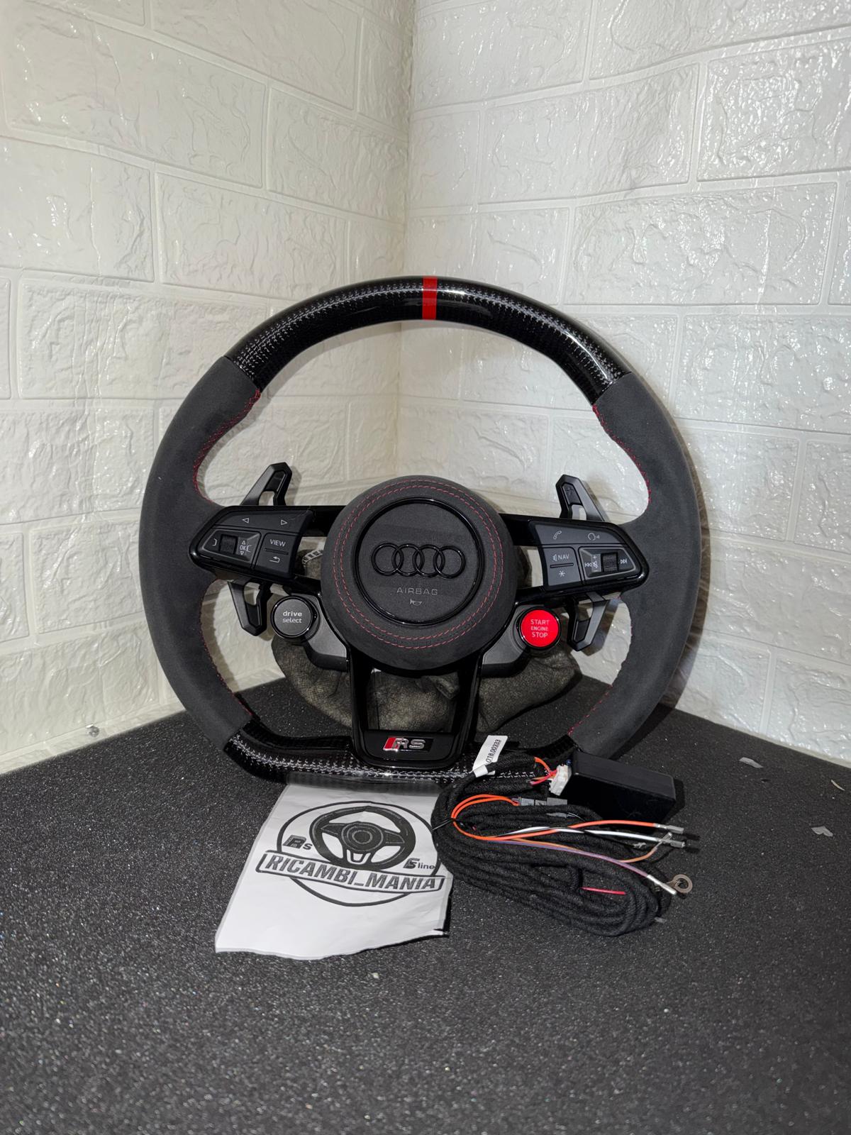Volante Audi Sport in Carbonio e Alcantara – Con Tasti R8