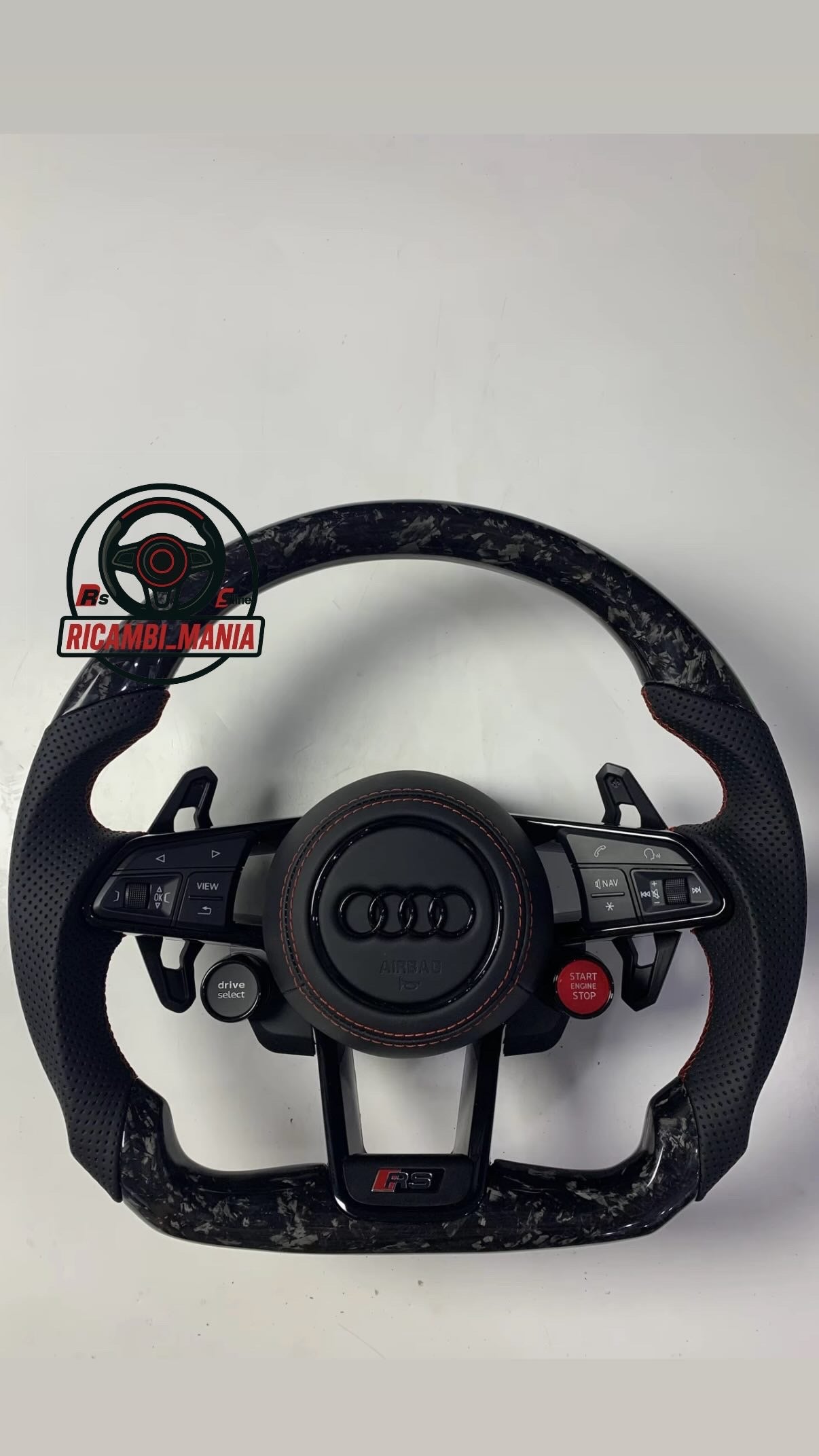 Volante Audi Con Carbonio Forgiato & Pelle Traforata, Con Tasti R8 & Paddle