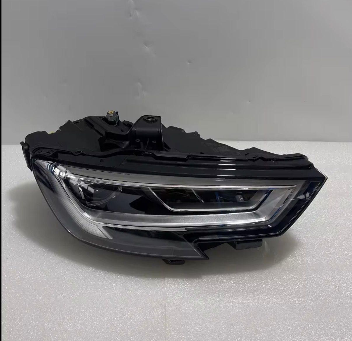 FARO (ANCHE COPPIA) AUDI A3 2017-2020 COMPLETO