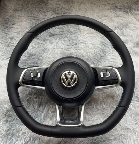 Volante volkswagen con cuciture bianche & tasti multifunzione