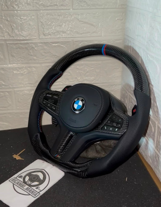 Volante per bmw con pelle traforata & carbonio, con tasti multifunzione e paddle
