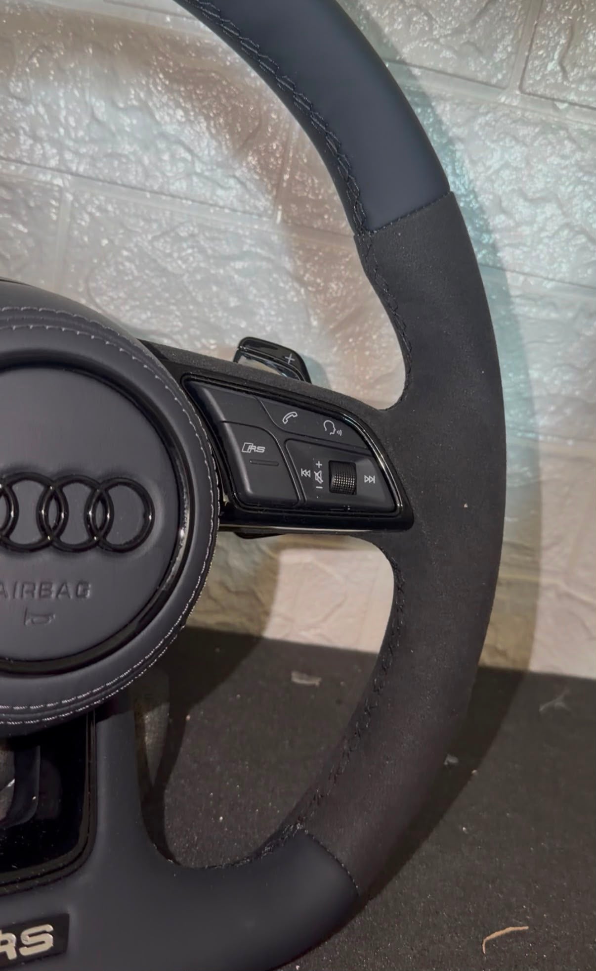 Volante Per Audi Con Alcantara & Pelle Liscia, Con Tasti Multifunzione e Paddle