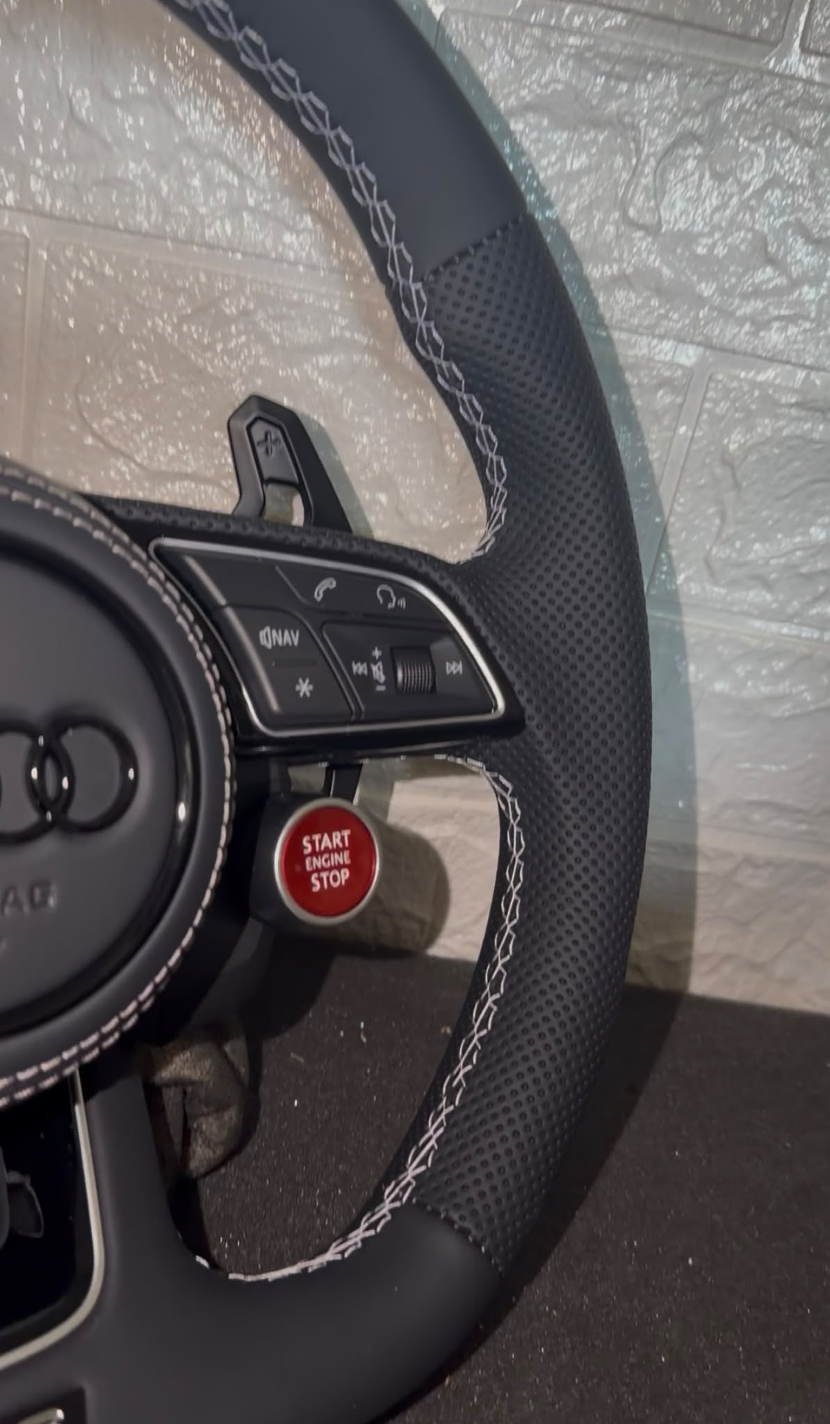 Volante Per Audi Con Tasti Start&Stop/Drive Select, Paddle Urus e Tasti Multifunzione