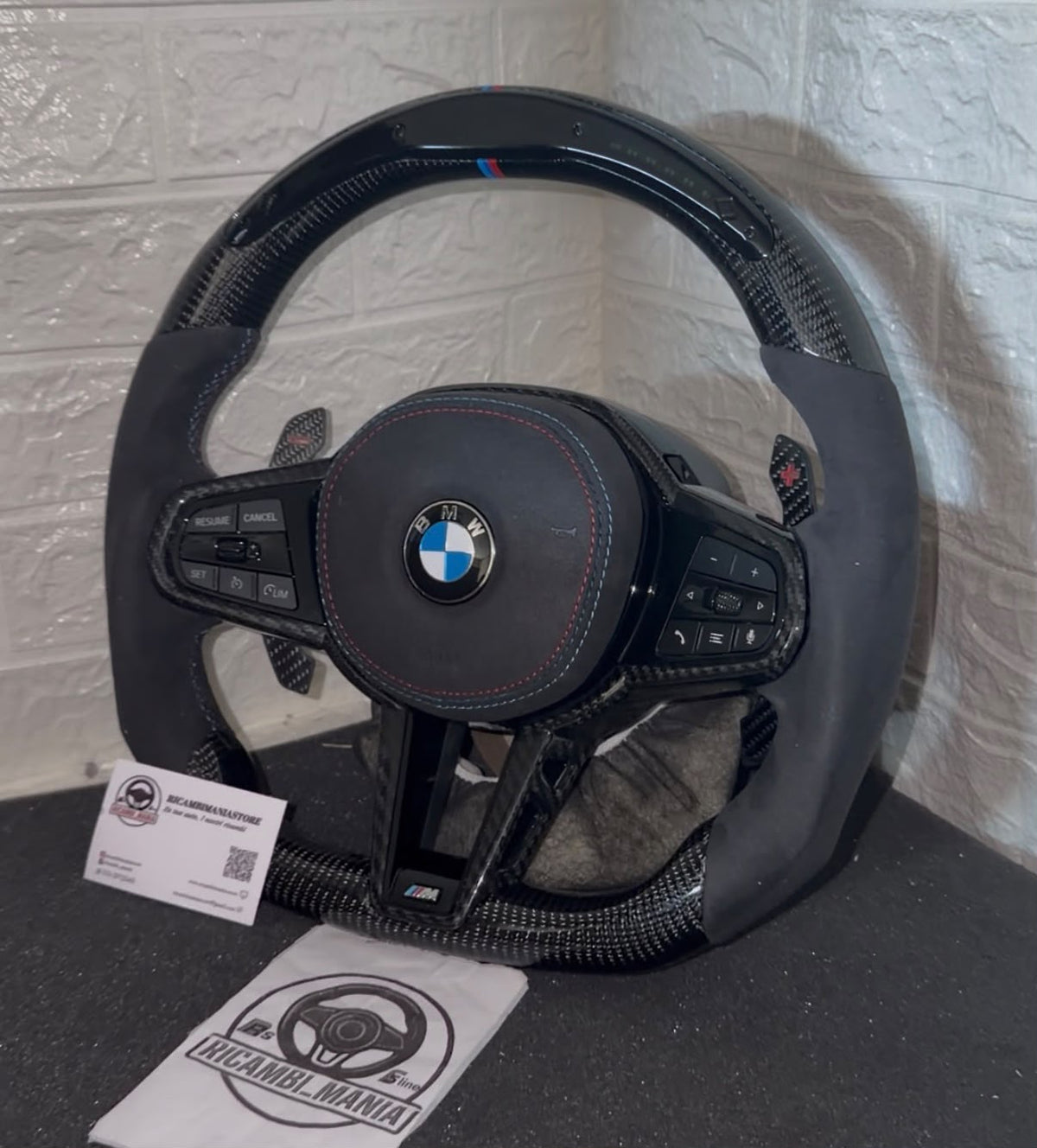 Volante Per Bmw In Alcantara e Carbonio , Con Display & Contagiri Regolabile