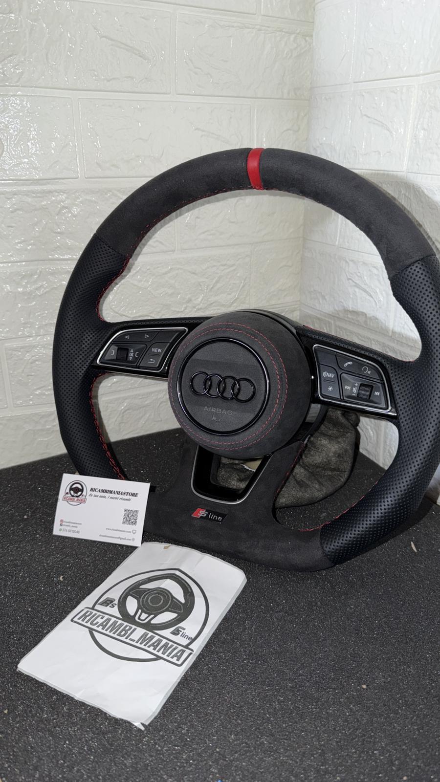Volante Sline Pelle & Alcantara con cuciture rosse e mirino rosso racing
