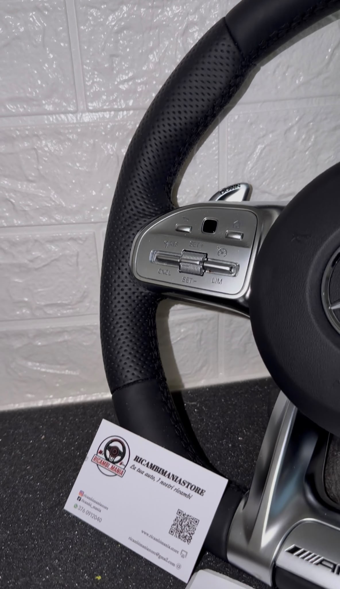 Volante Mercedes Con Pelle Traforata & Paddle