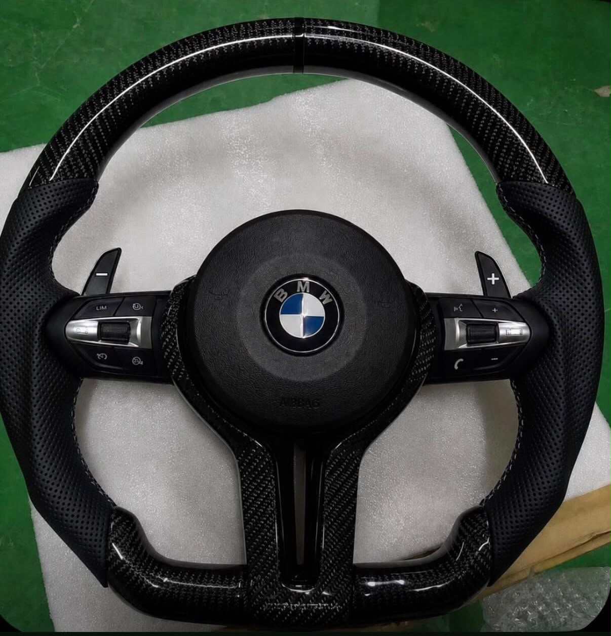 Volante Per Bmw Con Finiture Nere Lucide & Carbonio Lucido, Con Tasti Multifunzione