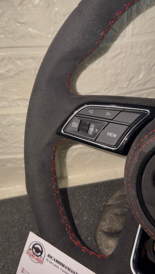 Volante per audi full alcantara, con cuciture rosse, mirino rosso racing e tasti multifunzione
