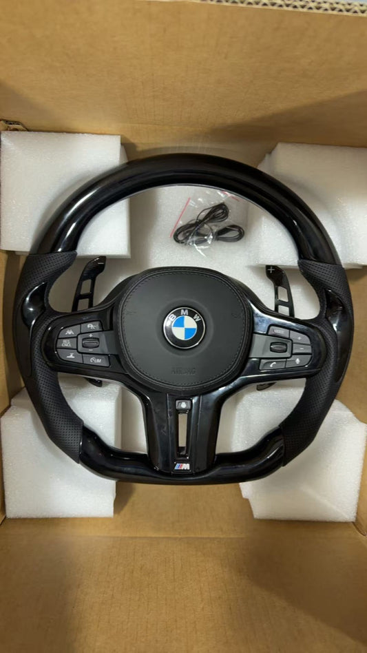 Volante Per Bmw Con Pelle Traforata & Nero Lucido, Con Paddle In Carbonio & Finiture Nere