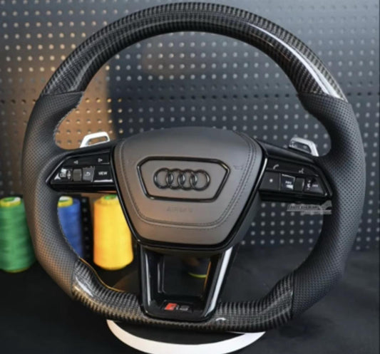 Volante Audi RS in Fibra di Carbonio – Sportivo e Premium - Con Paddle
