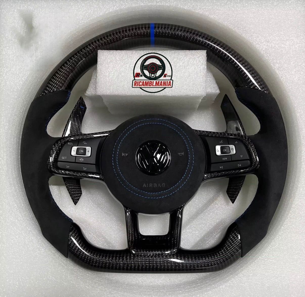 Volante Volkswagen R in Fibra di Carbonio e Alcantara – Sportivo con Paddle Shift in Carbonio